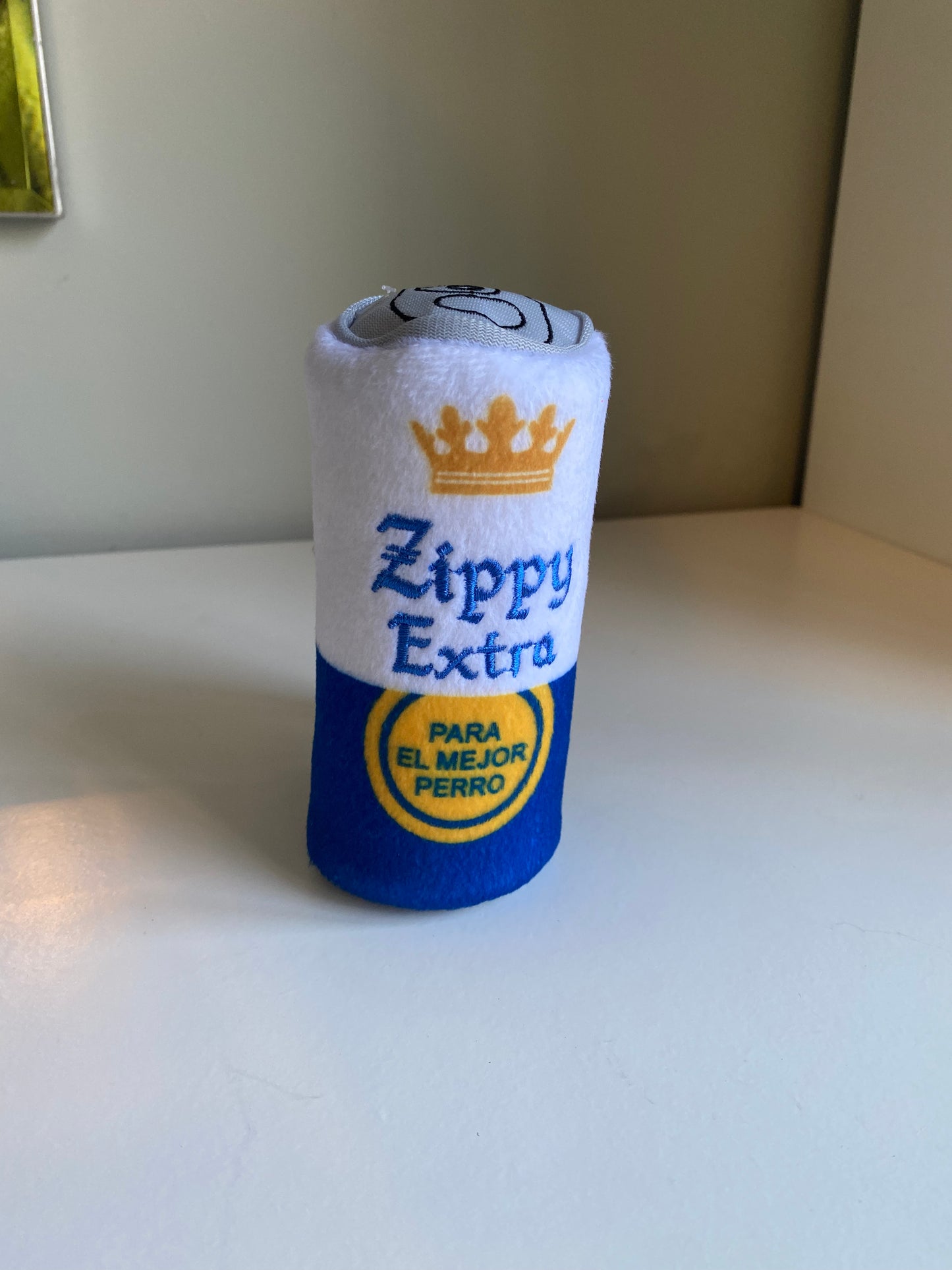 Zippypaws Squeaky can toy